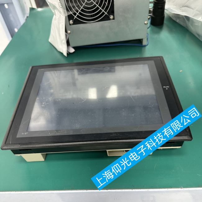 河南歐姆龍觸摸屏NB10W-TW01B個(gè)別區(qū)域無(wú)法觸摸故障維修公司